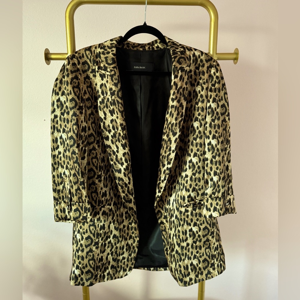 Animal print Zara blazer